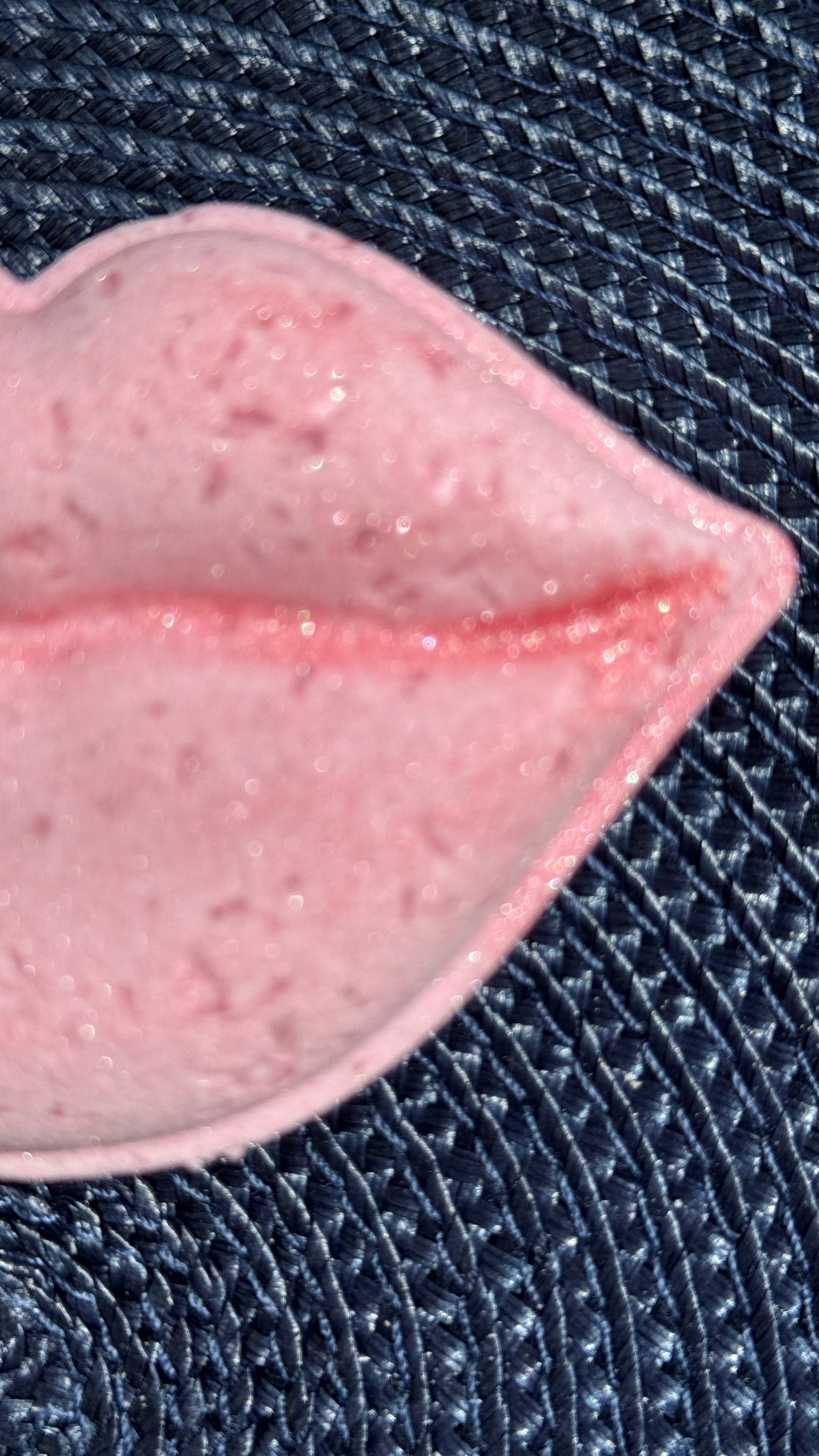 Bath bomb lips “Pink Geranium”