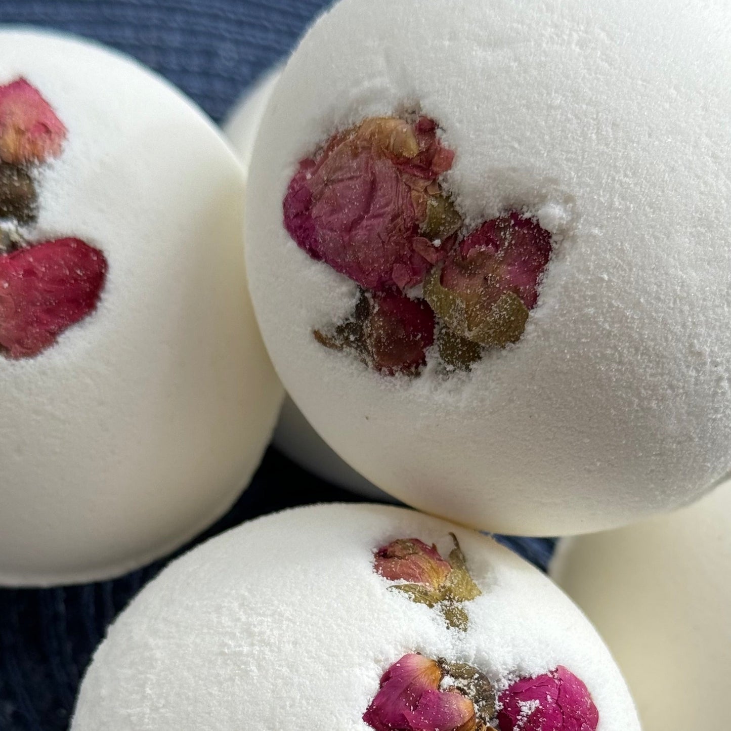 Bath bomb “Spring Snowball”