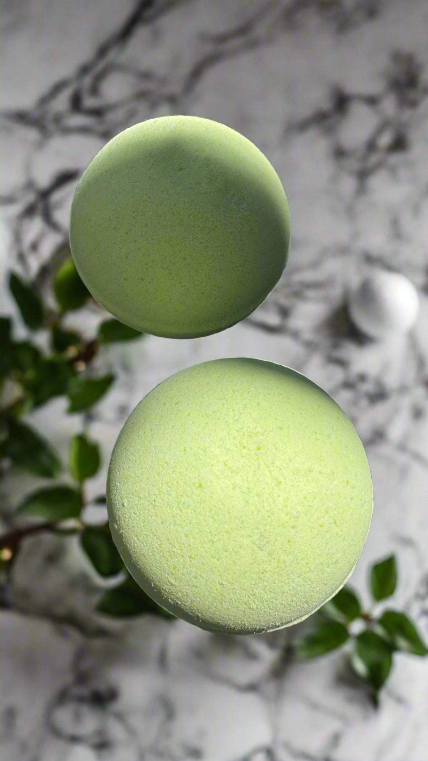 Bath bomb “Mint and Basil”